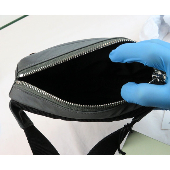 $760 BURBERRY CANNON CHARCOAL GRAY NYLON BLACK LOGO ZIP FANNY PACK BELT BUM BAG - Picture 7 of 15